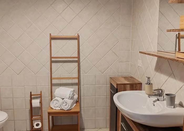 לינה וארוחת בוקר Bb Ombretta וליג'יו סול מיניציו